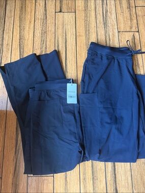 Mandala Women's Straight Leg Pants in Navy
